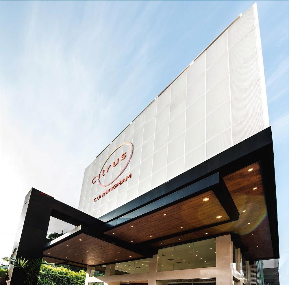 The Cunningham Hotel بنغالور المظهر الخارجي الصورة