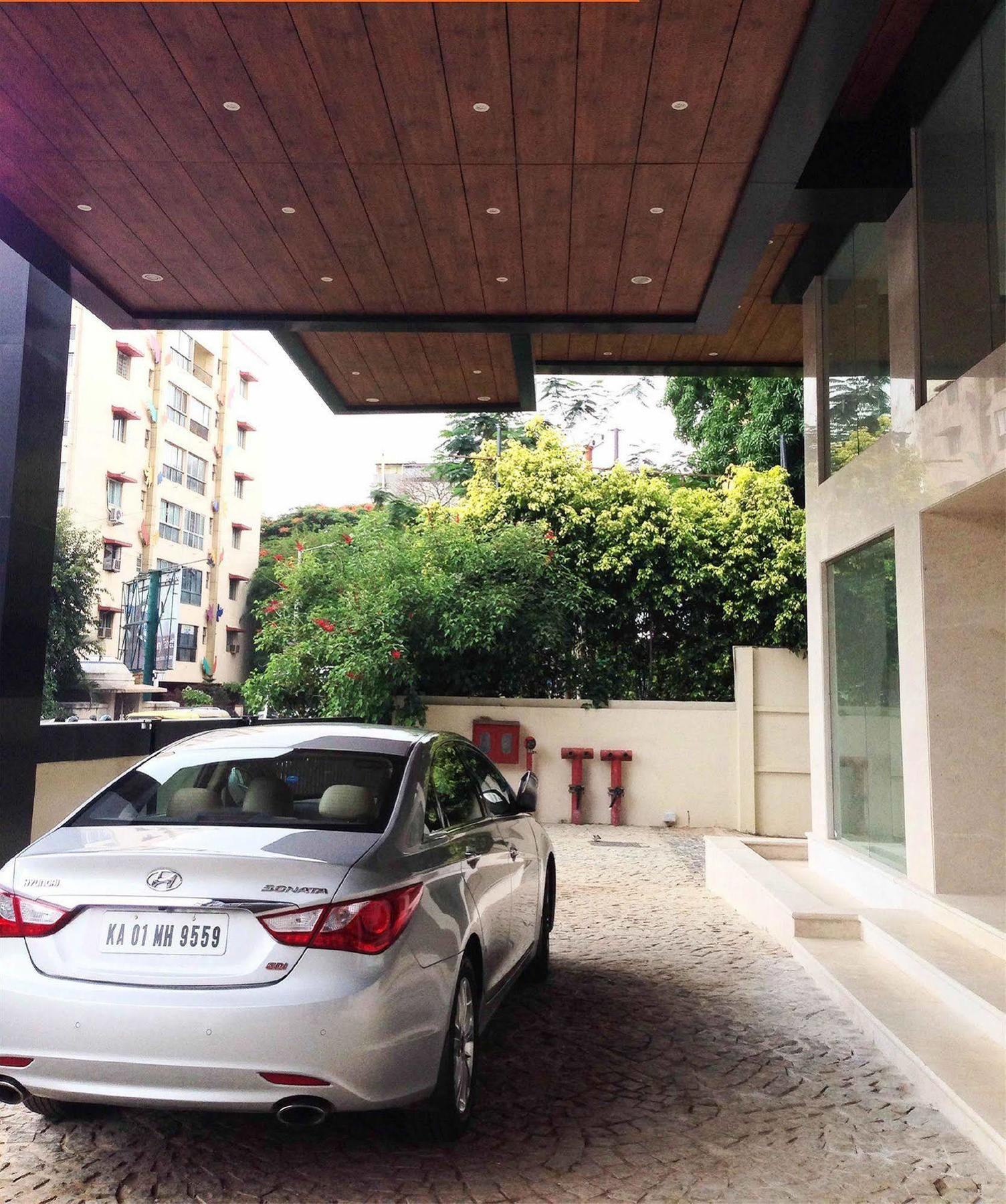 The Cunningham Hotel بنغالور المظهر الخارجي الصورة