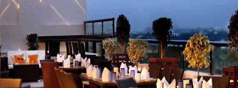 The Cunningham Hotel بنغالور المظهر الخارجي الصورة